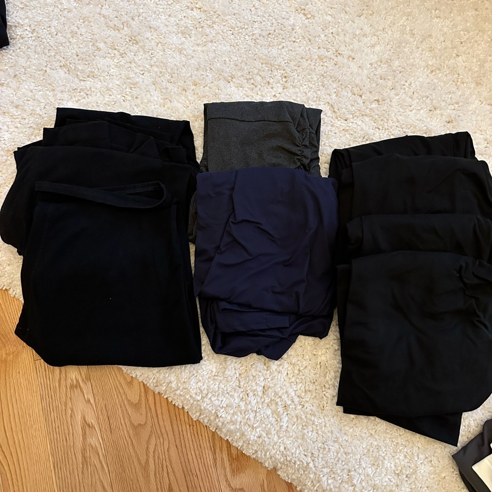 Bundle of maternity leggings size large